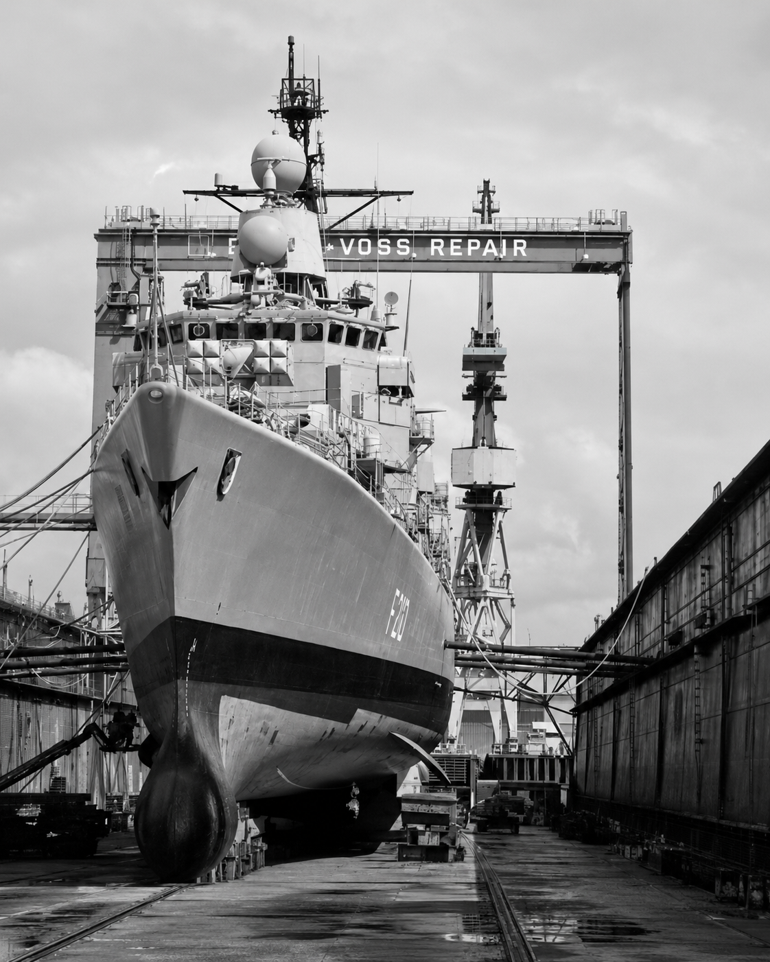 Marine ship repair drydock 3D printing automation